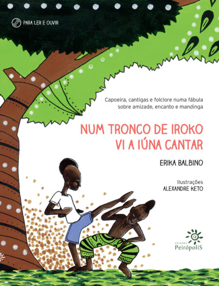 Num tronco de iroko vi a Iúna cantar